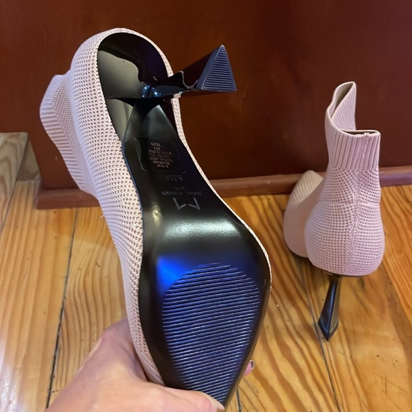 Marc Fisher LTD Booties-  New without box.  Sz 6.5 - Picture 4 of 4